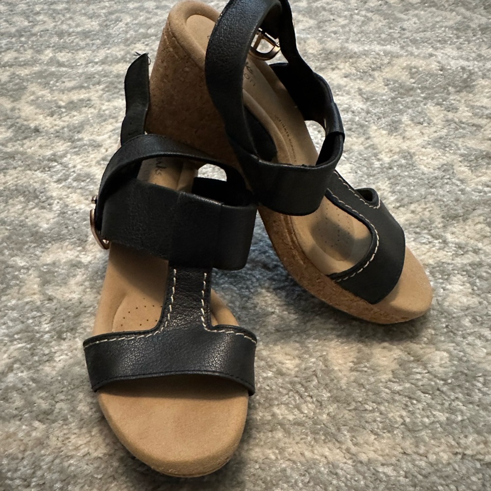 Clarks Black and Tan Wedge Sandals